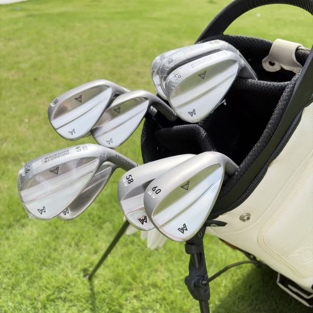Golf Equipment Store - WVVX Professional Golf Sand Wedge RH,